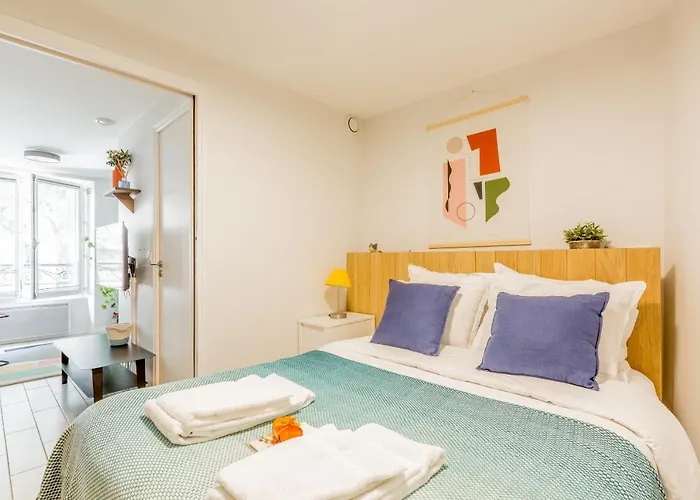 Lägenhetshotell Louvre - Bellan 4*