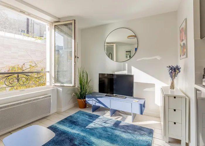 Louvre - Bellan Lägenhetshotell 4*